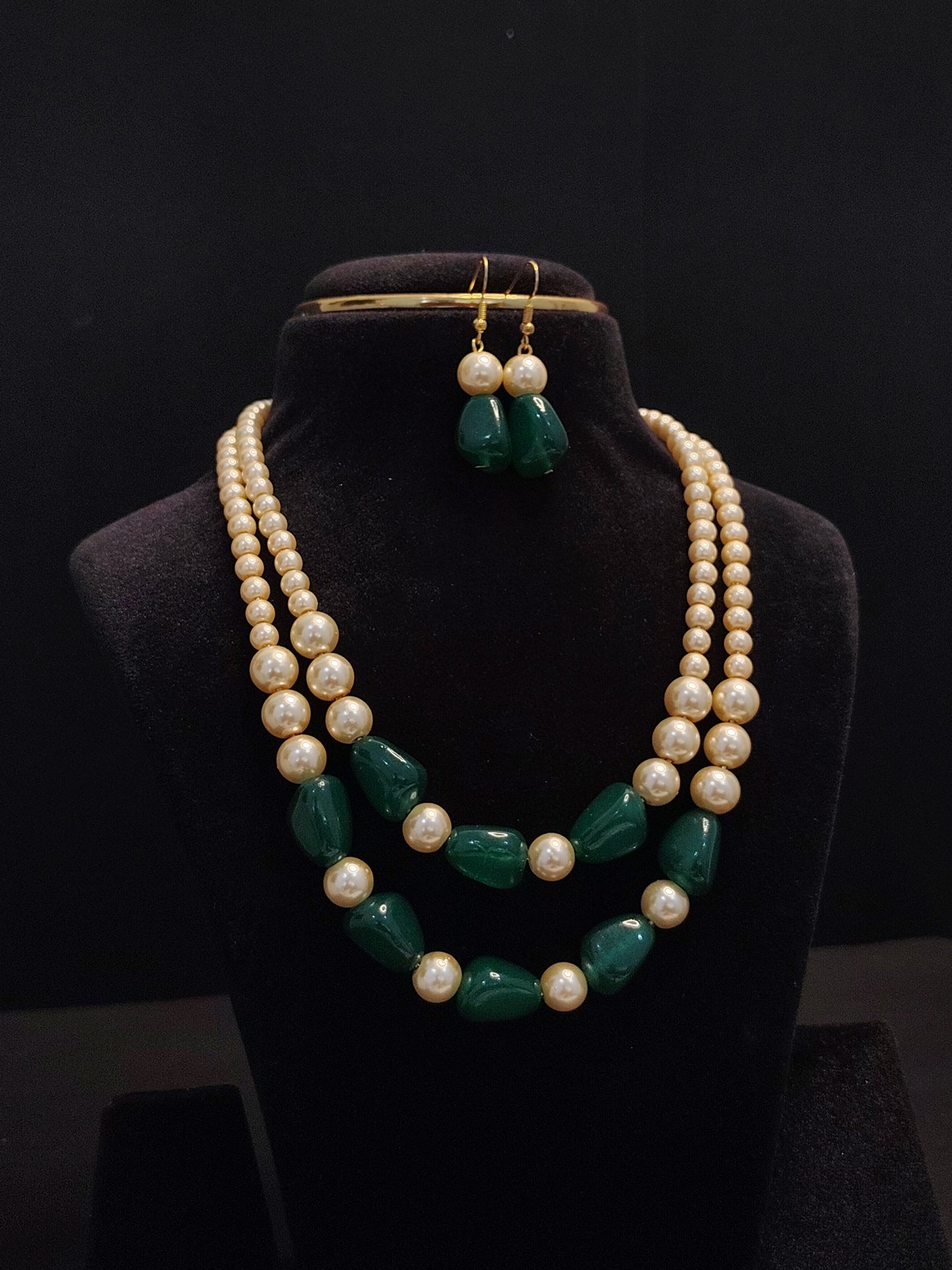 Golden Green Combination Pearl Necklace DB00381