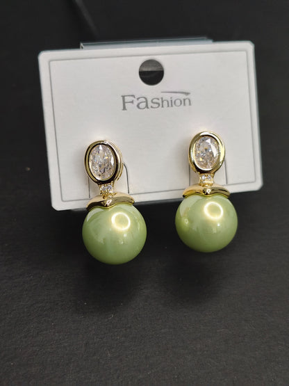 Light Green Pearl Earrings