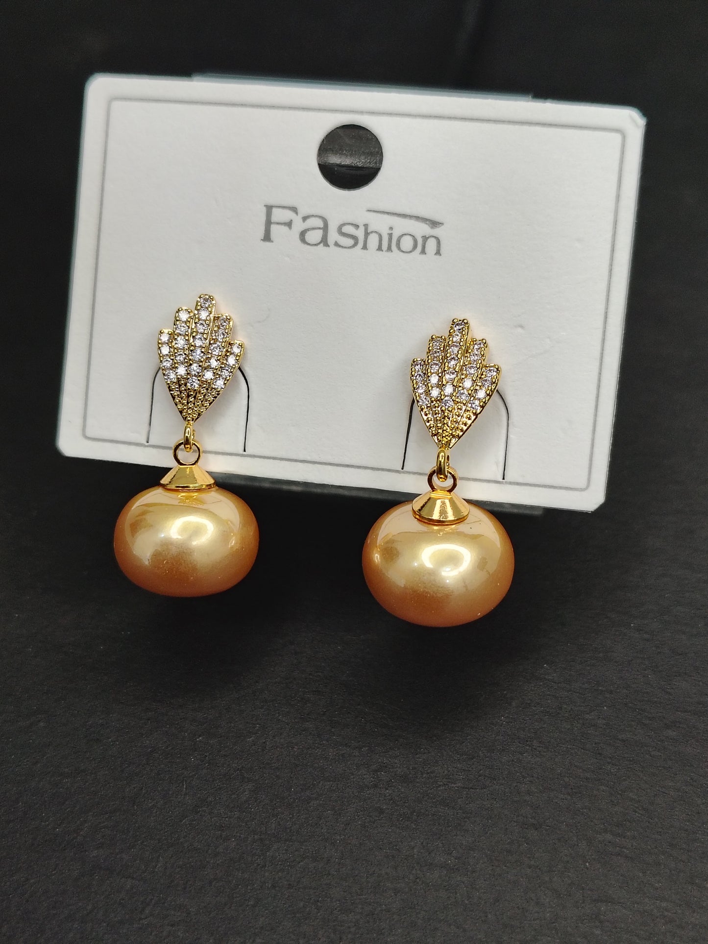 Golden Pearl Earrings