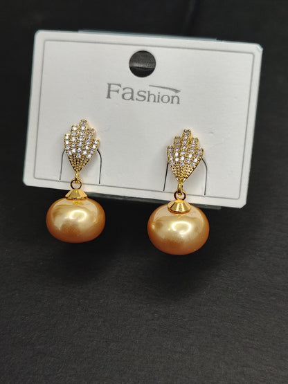 Golden Pearl Earrings