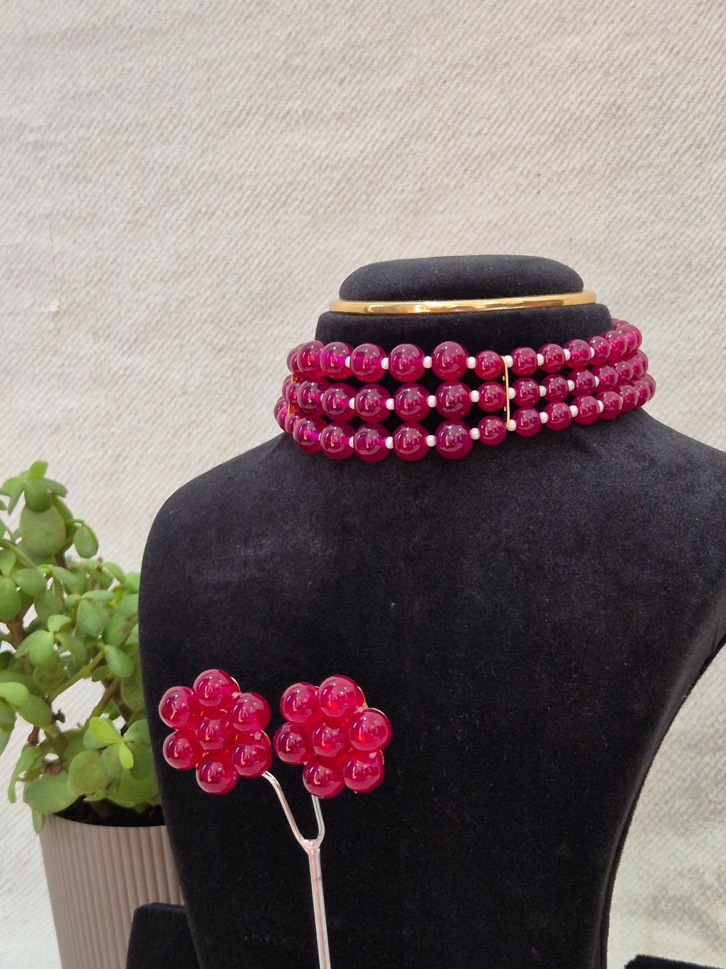 Elegant Red Pearl Necklace 3 Layer