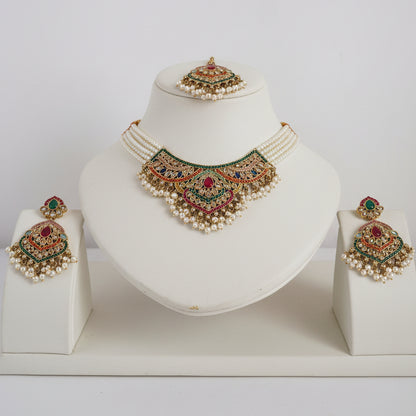 Charming Muticolour Necklace With Very Detailed Work