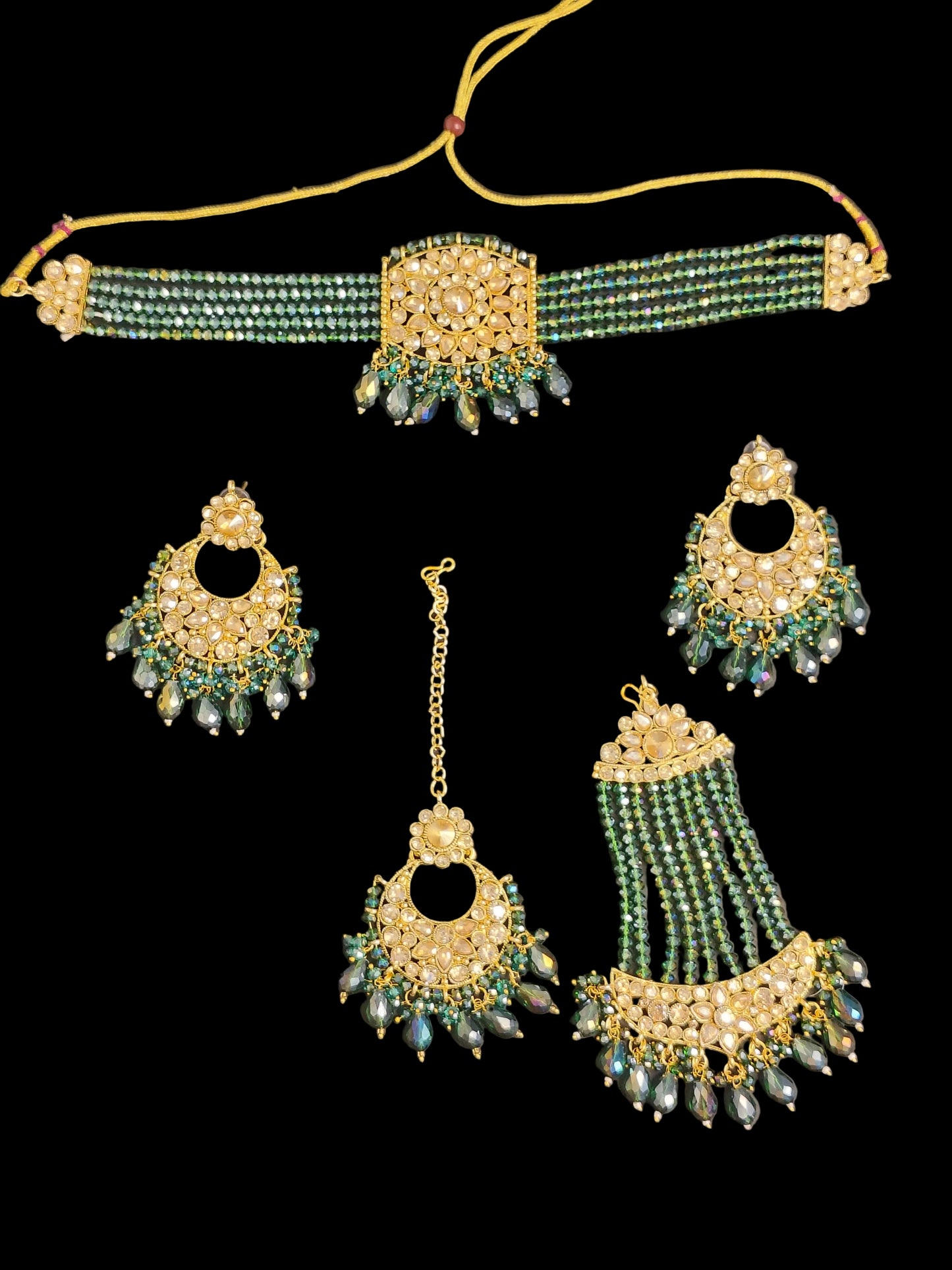 Royal Bright Green Choker with earrings Magg Tikka & Passa