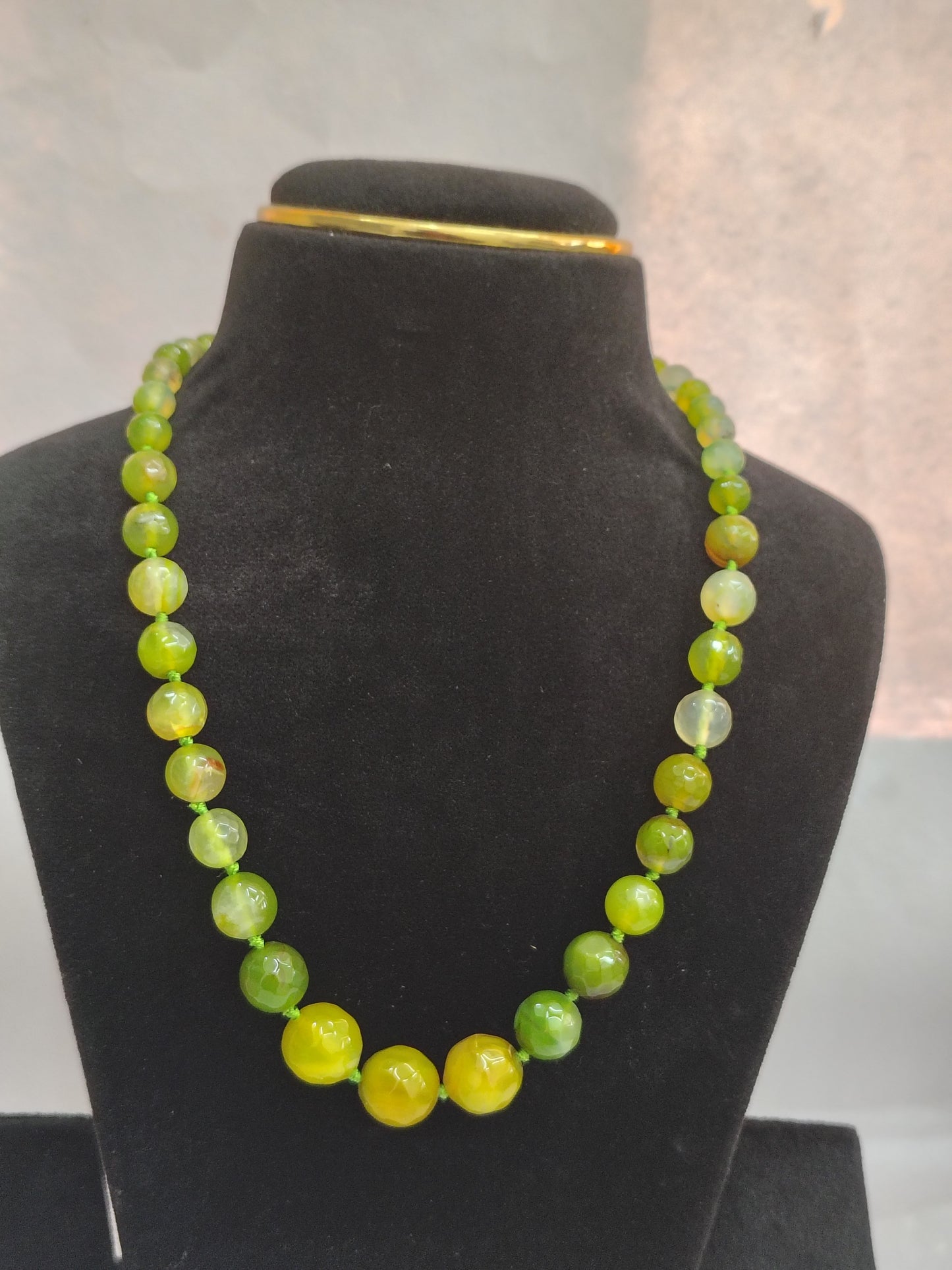 Earthtone Bright Green Dragon Vein Agate Beaded Necklace