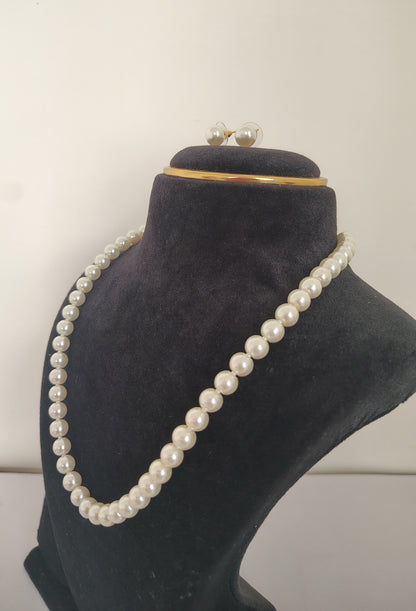 White Pearl With Matching Earrings