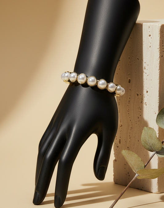 White & Golden Shade Pearl Bracelet