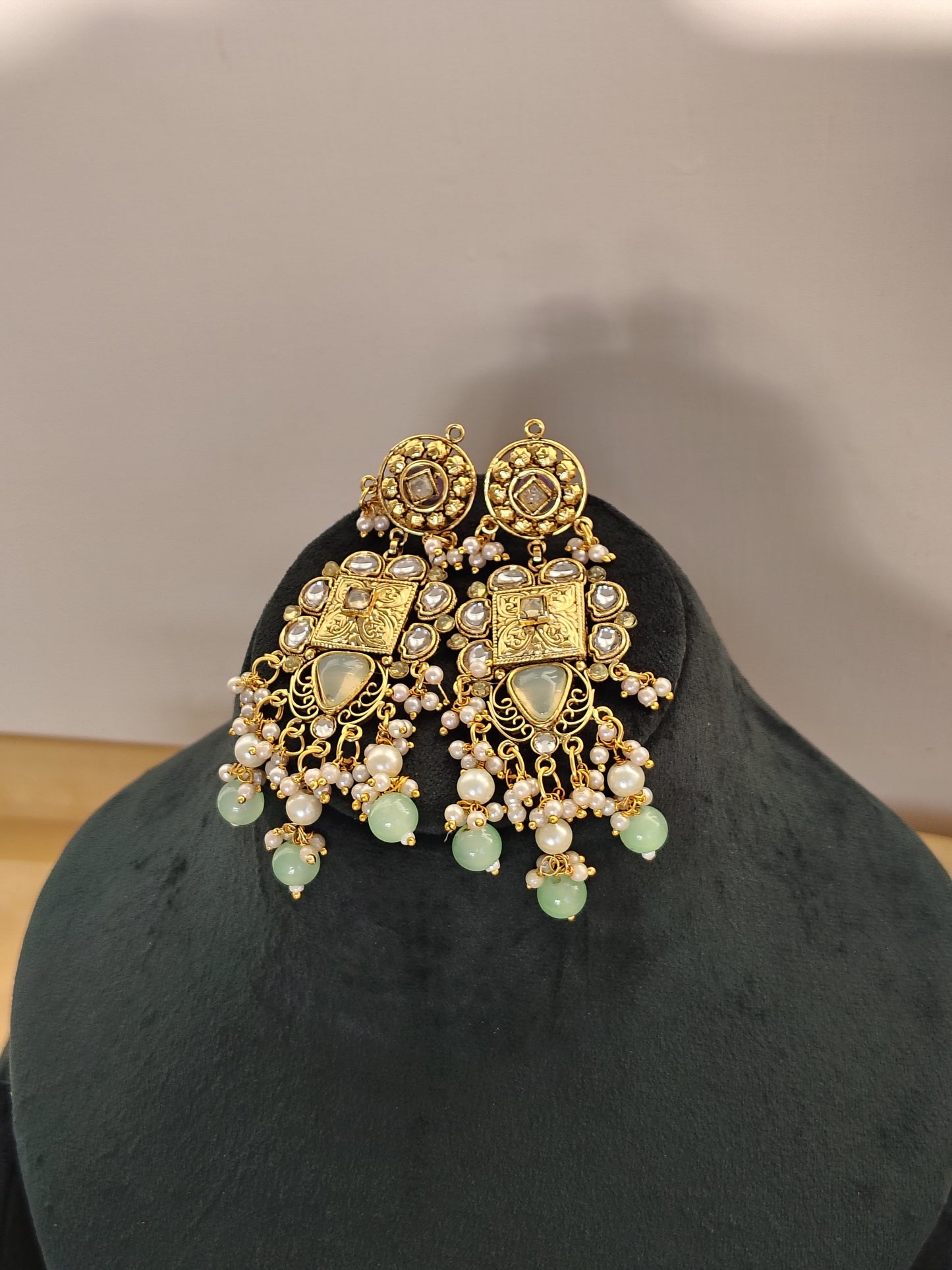 Royal Mint Green & Gold Temple Choker Set Matching Maang Tikka & Earrings