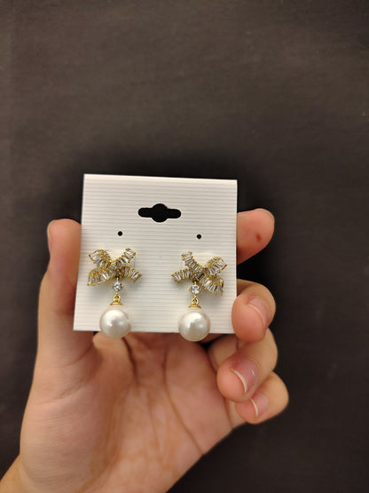 Tie Pearl Drops