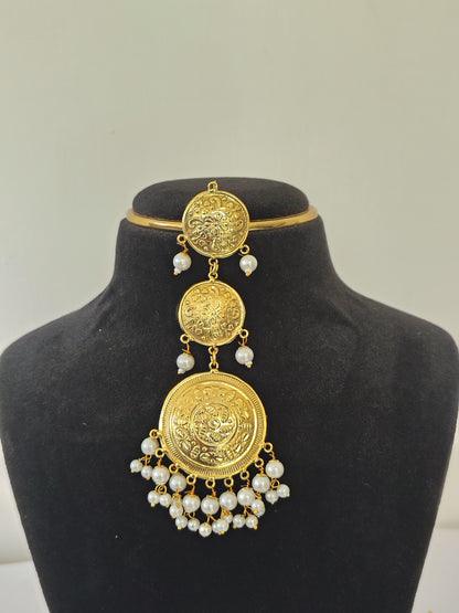 Royal Pearl Choker & Multi Strand Jewellery Set With Maang Tikka