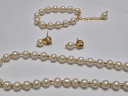 White pearl jewellery set with golden spacers - 5 piece set