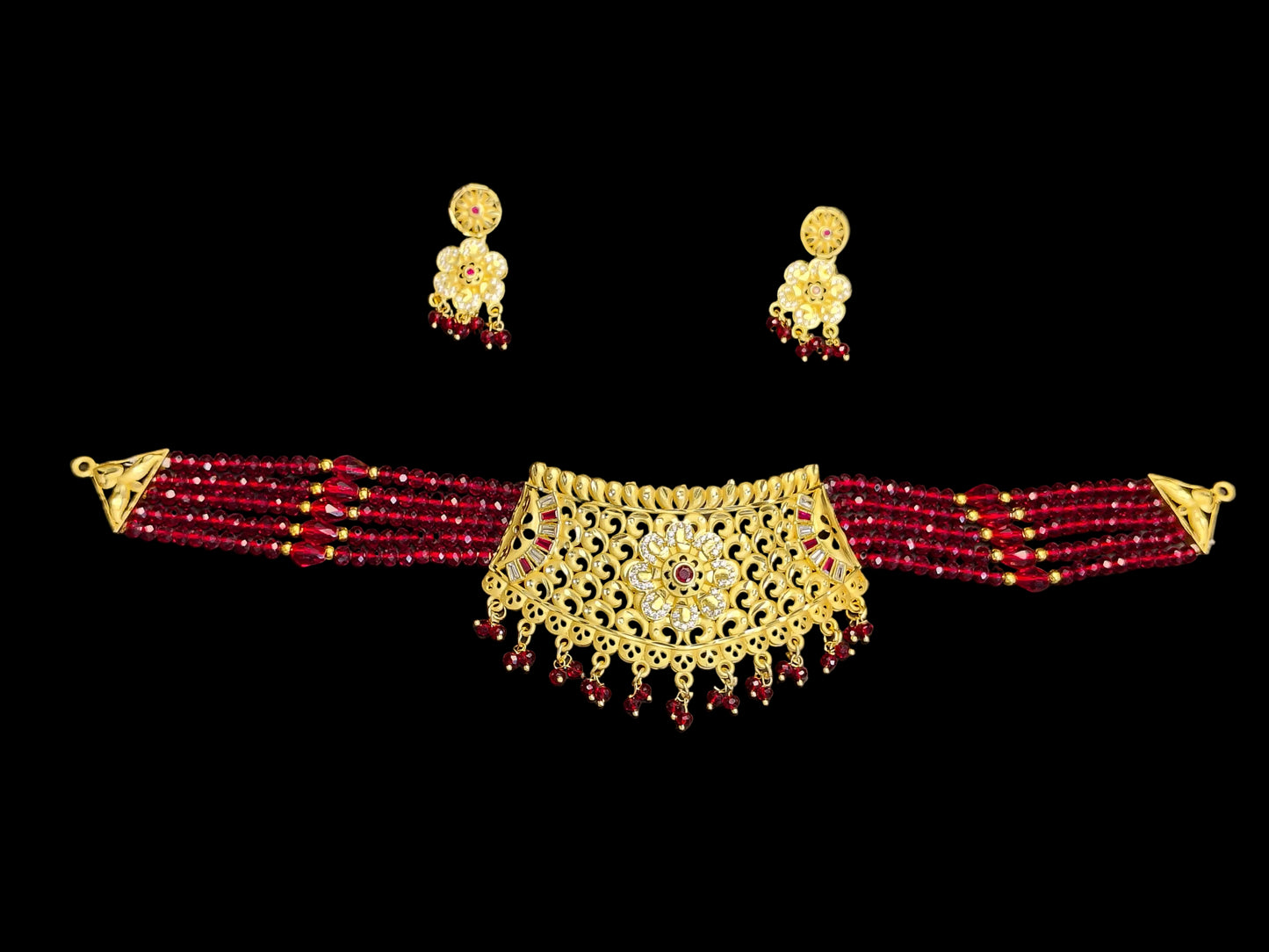 Red Golden Shade Choker With Matching Earrings