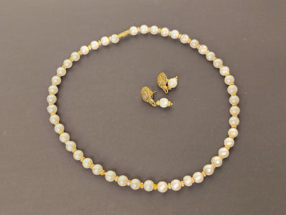 White & Golden Pearl Necklace With Matching Earrings DB00172