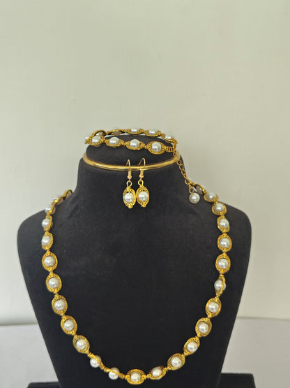 White Pearls With Golden Round Metal - Necklace, Earrings, Bracelet -5 piece Set DB00380