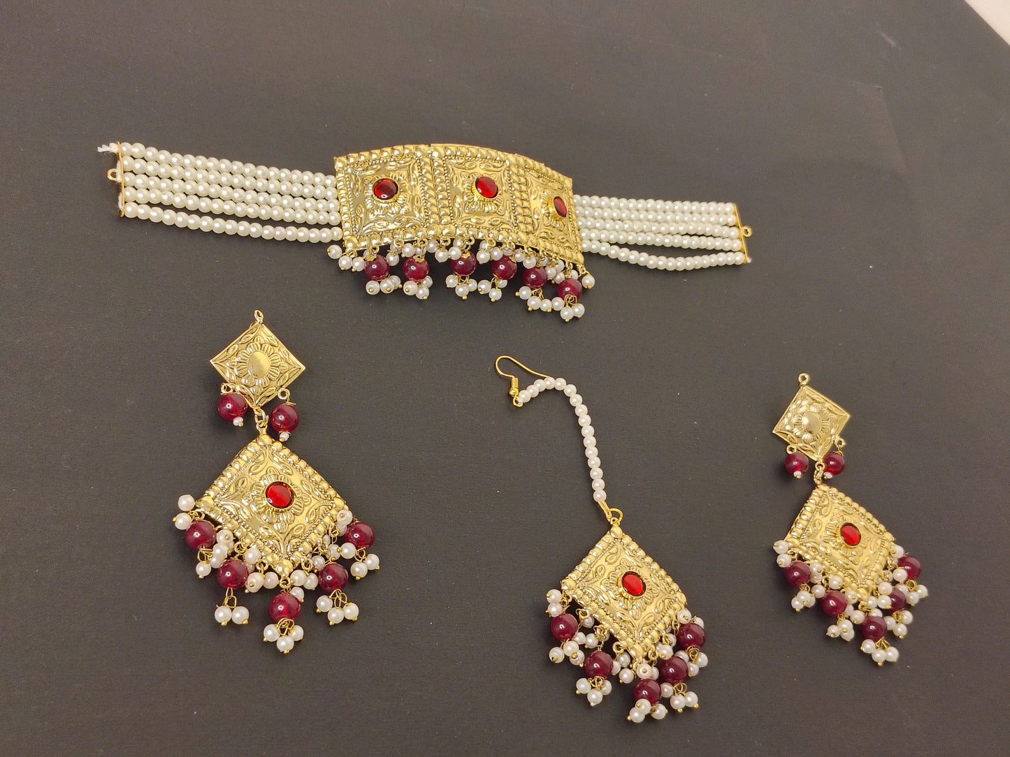 Red & Gold Imitation Choker Set with Earrings