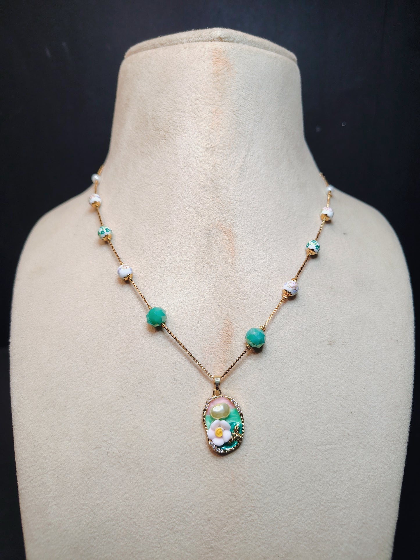 Fancy Gold Mala With Pendant DB00049