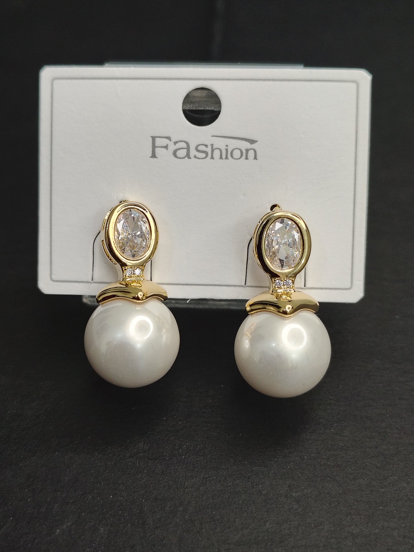 White Pearl Earrings