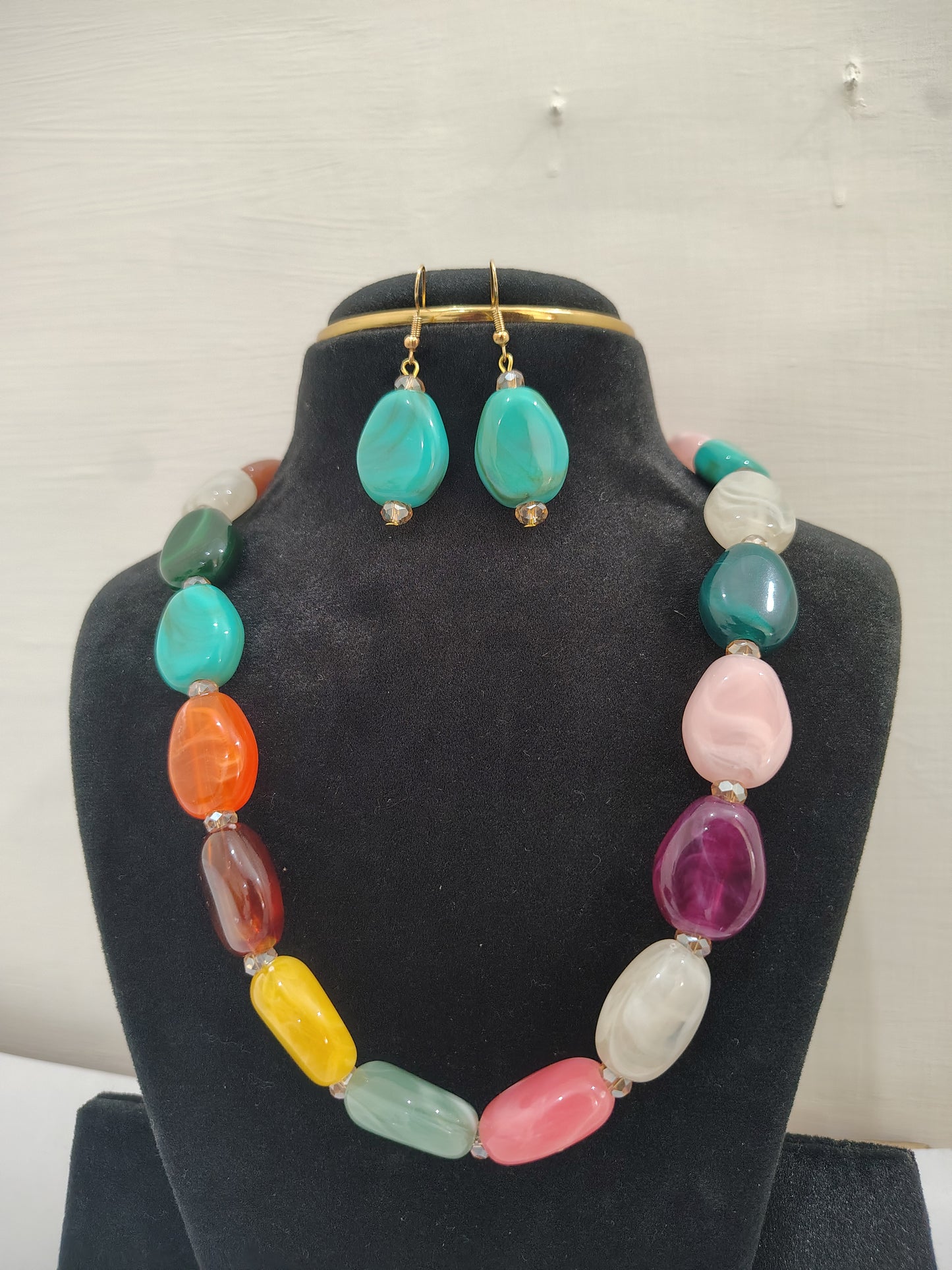 Multi colour Stone With Earrings Necklace Set