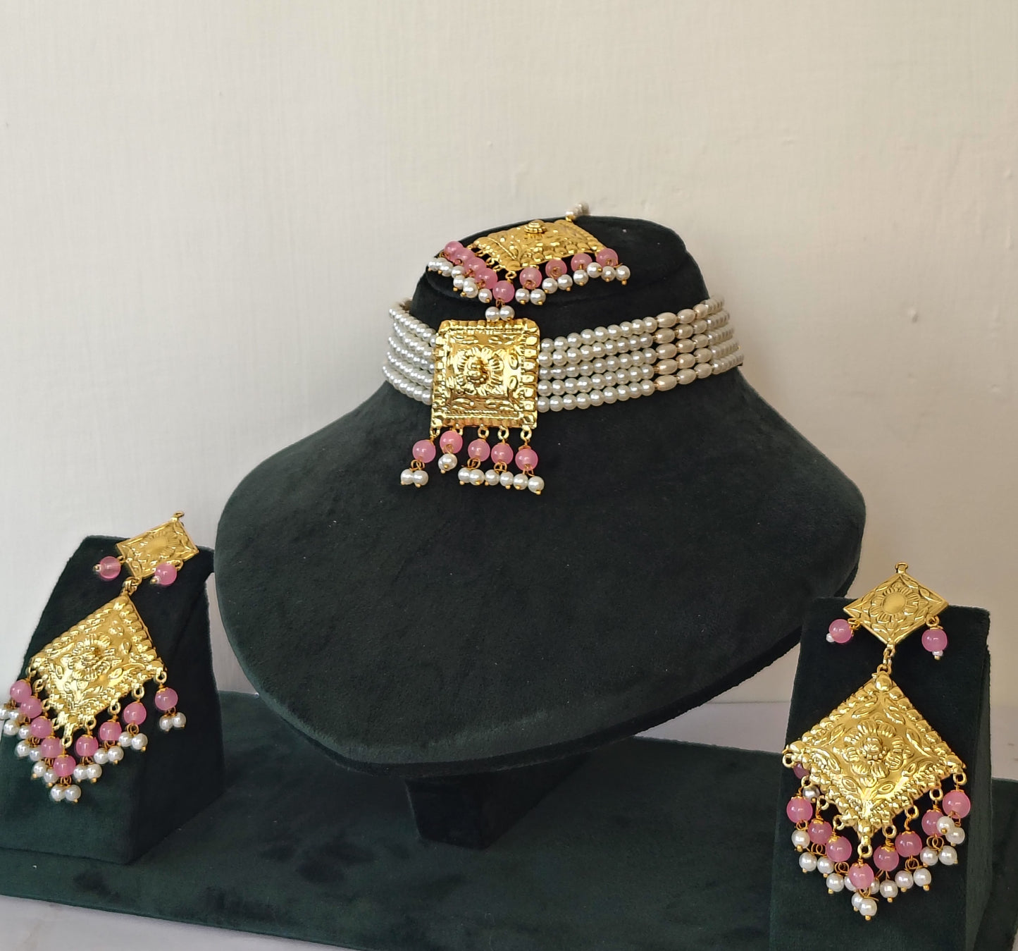 Pink & Pearl Heritage Choker Set with Maang Tikka & Matching Earrings