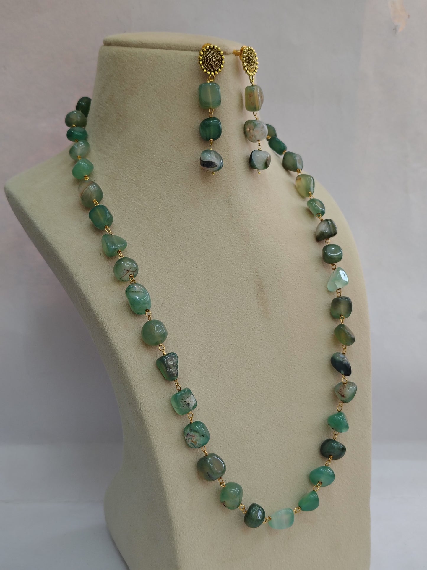 Light Green Stone Look Necklace & Earring Set