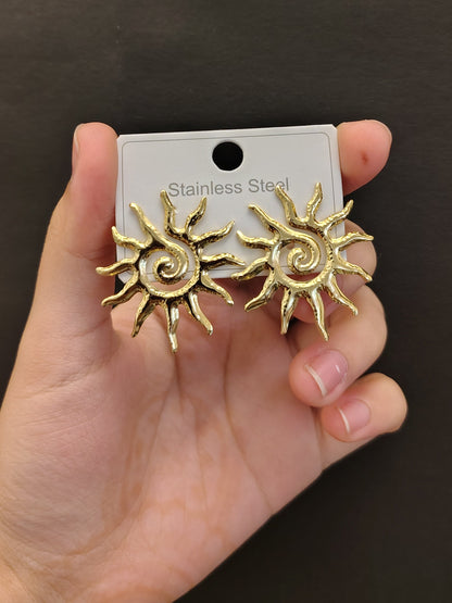 Sunbeam Textured Earrings