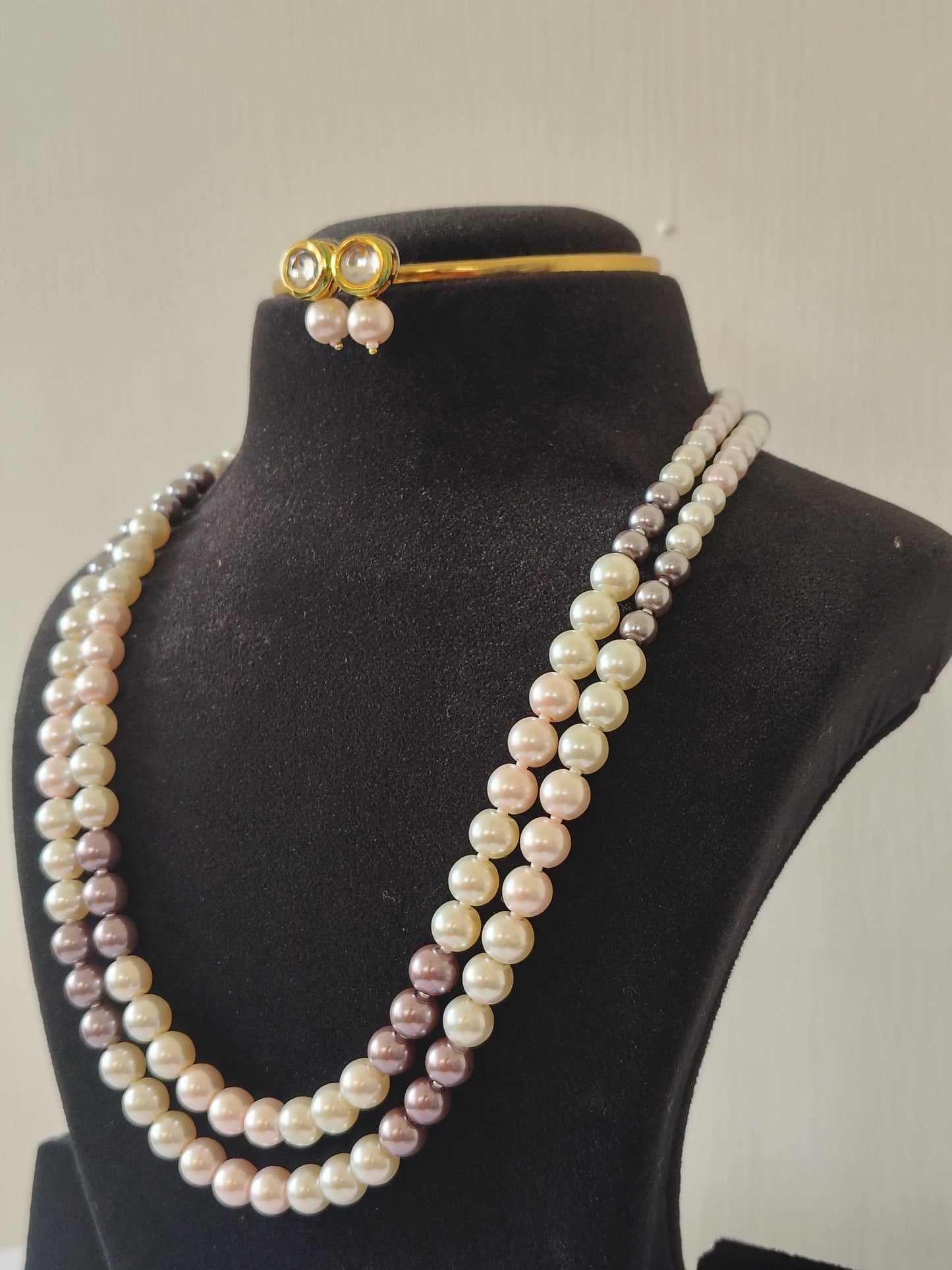Grey Pink White Pearl Double Layer Necklace With Golden Metal Earrings
