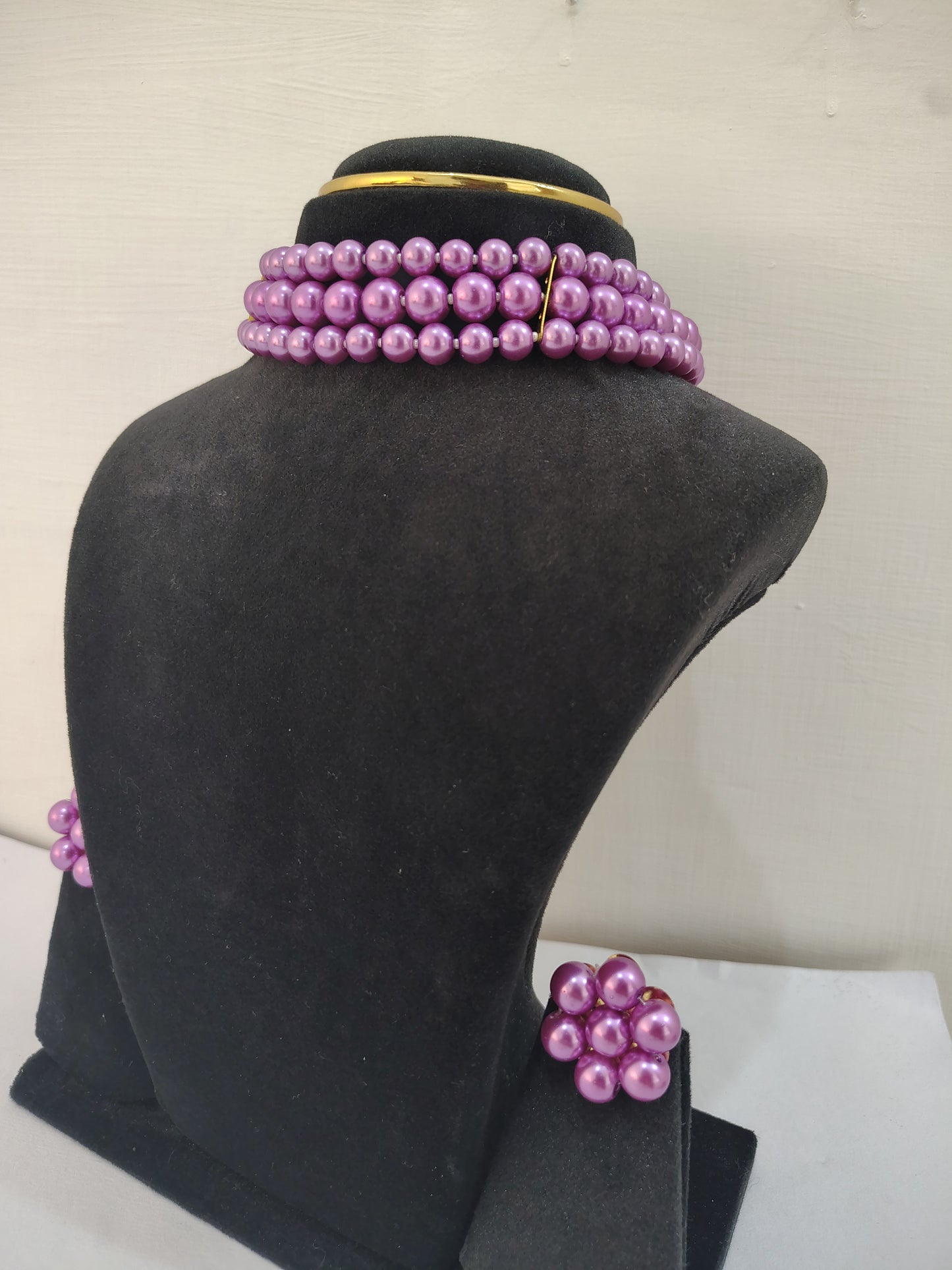 Purple Pearl 3 Layer With Earrings Chokar Set