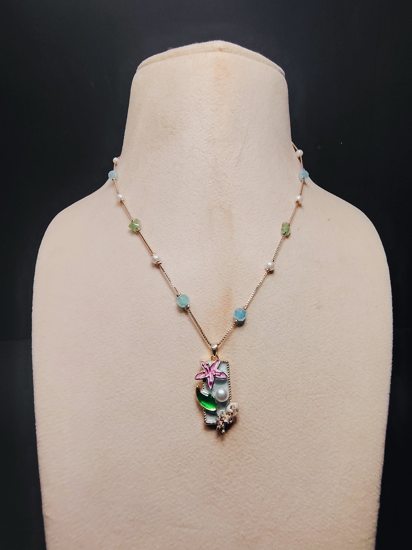 Fancy Gold Mala With Pendant DB00050